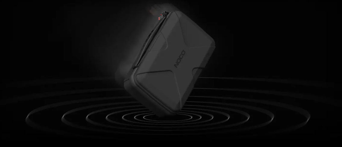 NOCO GENIUS5 Smart Trickle Battery Charger With EVA Protective Case