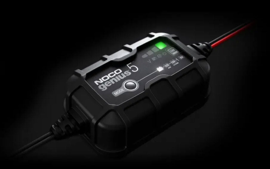 NOCO GENIUS5 Smart Trickle Battery Charger With EVA Protective Case